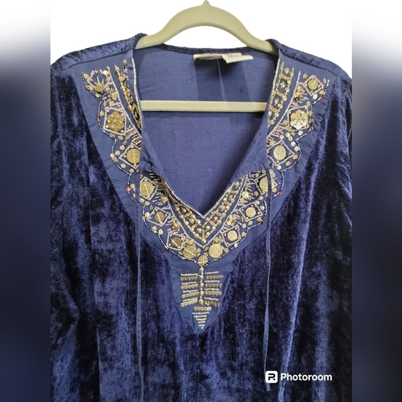 ROAMAN'S Sz 16W Velvet Beaded Embellished Front Keyhole Tie String Tunic - Picture 3 of 8
